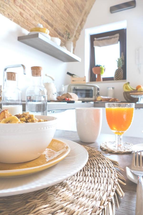 Le Dimore Del Borgo - Room & Breakfast กัมโปมาริโน ภายนอก รูปภาพ